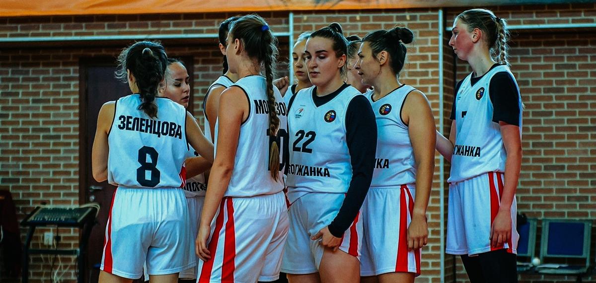 Баскетболистки "Вологжанки" провели контрольные матчи в Иванове.
